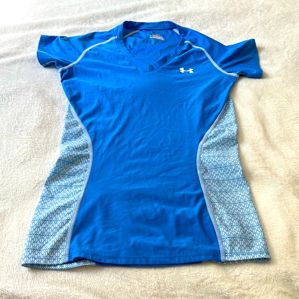 Under Armour lite blue shirt sleeve